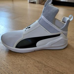 PUMA fierce core, women's sneaker, color- white, size 8.5, high tops. New in box